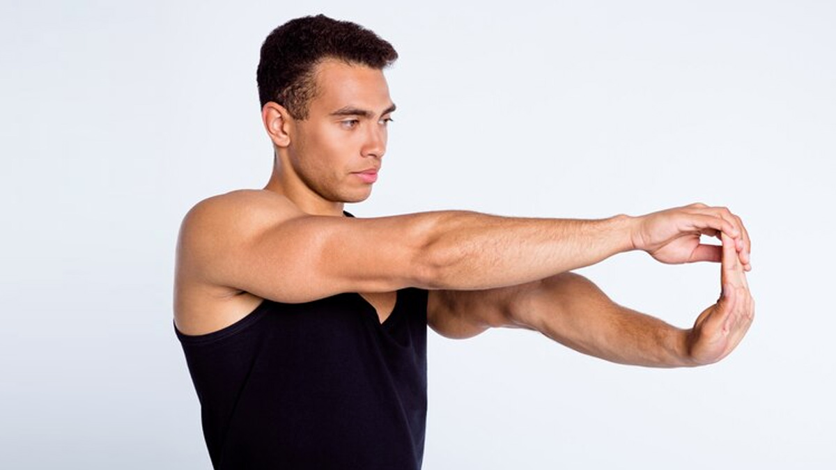 5 Easy Stretches To Reduce Damage Caused By Prolonged Sitting